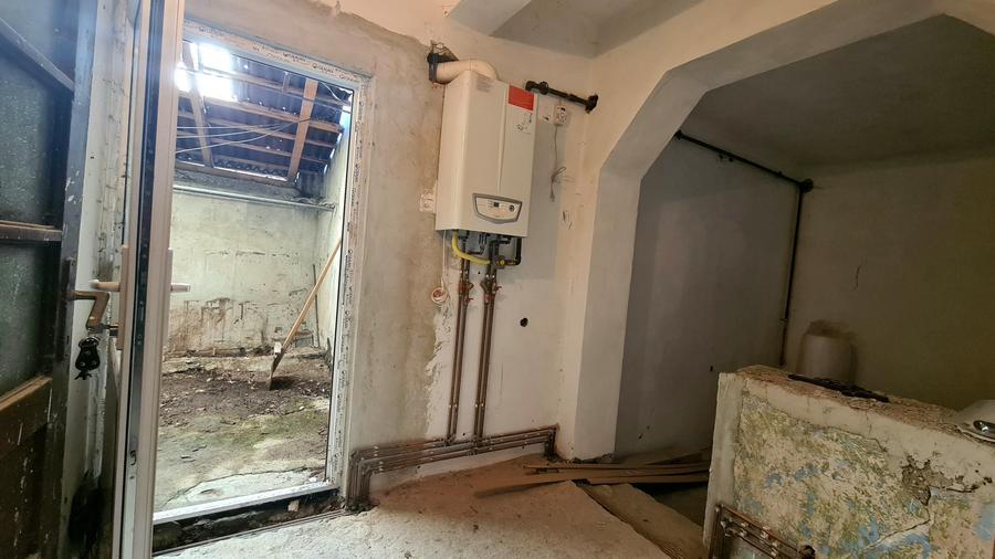 Apartament la casa de renovat  | 3 camere | 88 mp util | 2 terase - 16