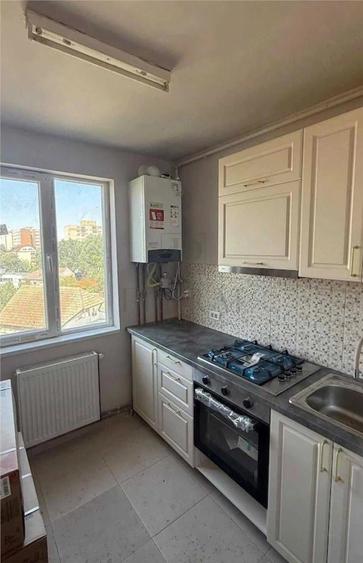 Apartament cu 2 camere decomandat în Olimpia-Stadion