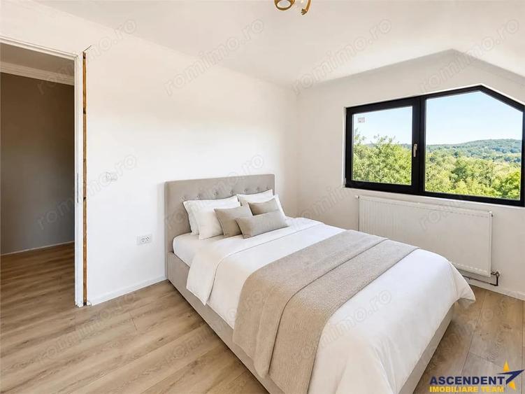 Casă cu Teren 1532 Mp în Șinca