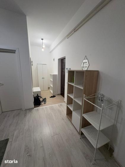 Apartament cu 3 camere în Independenței