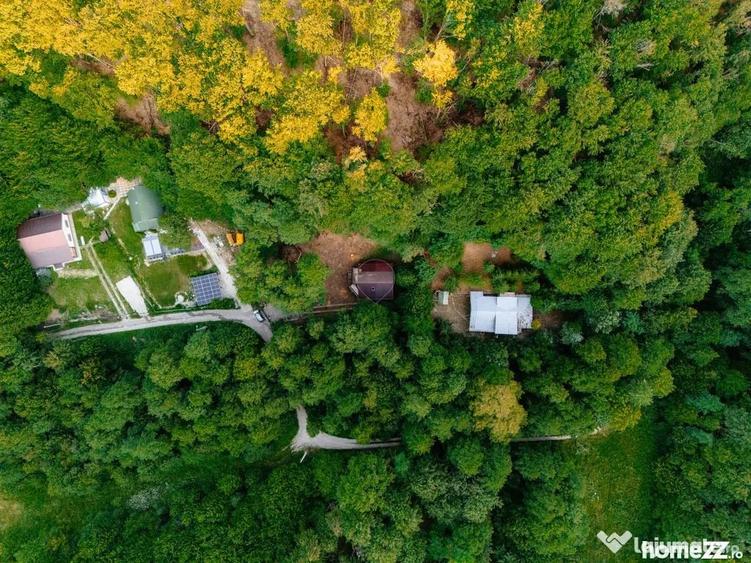 Casă cu 4 camere cu Teren 1292 Mp în Drăganu