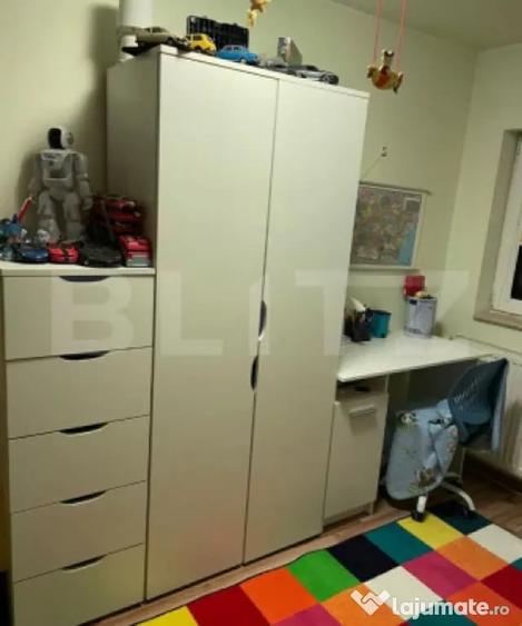Apartament cu 3 camere decomandat în Central
