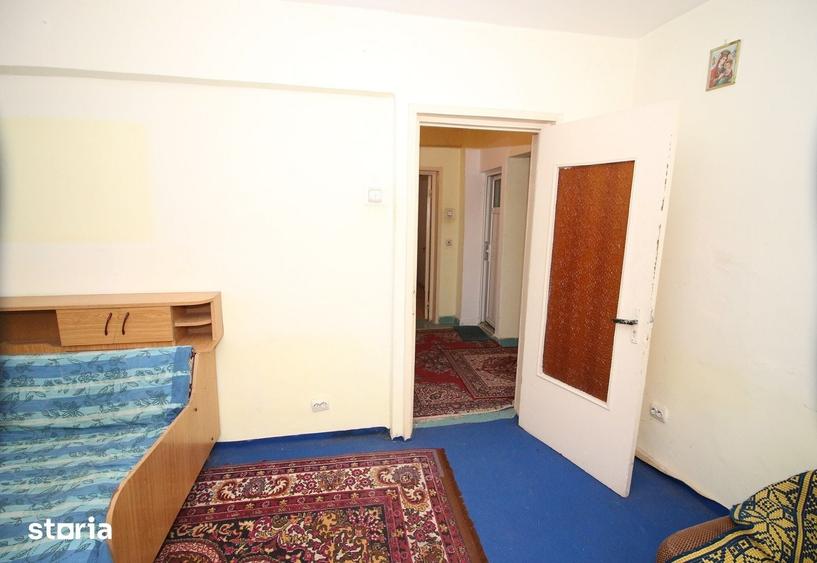 Apartament cu 2 camere decomandat în Energiei