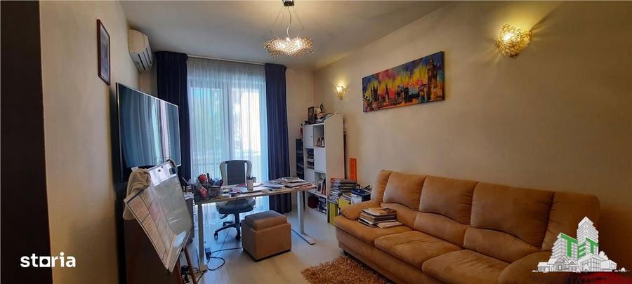Casă cu 6 camere cu Canalizare în Dămăroaia