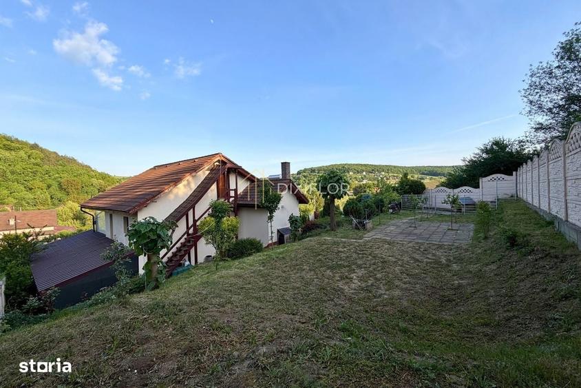 Casă cu 3 camere în Lefaia