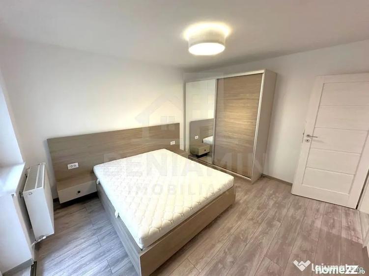 Apartament cu 4 camere decomandat în Ultracentral
