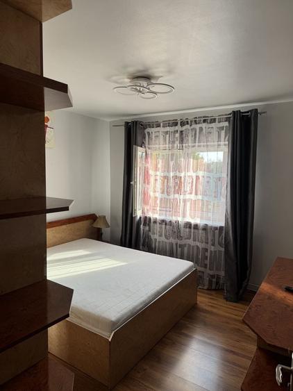Apartament cu 2 camere decomandat în Soarelui