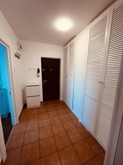 Apartament cu 2 camere decomandat, mobilat în Barbu Văcărescu