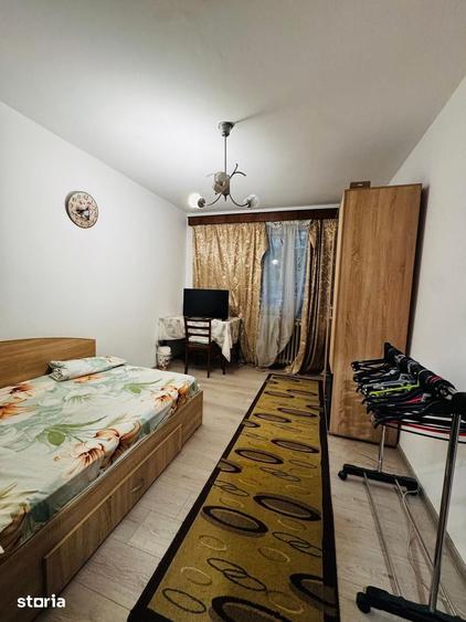 Apartament cu 2 camere semidecomandat în Tei