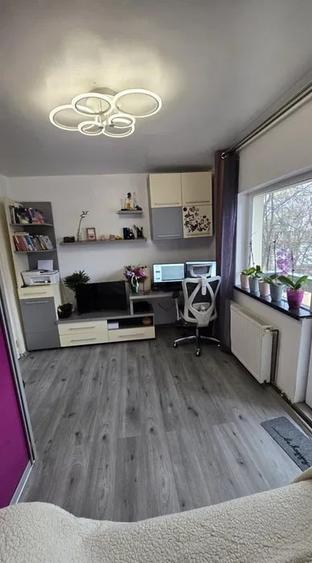 Apartament cu 3 camere decomandat în Zorilor — fotografia 1