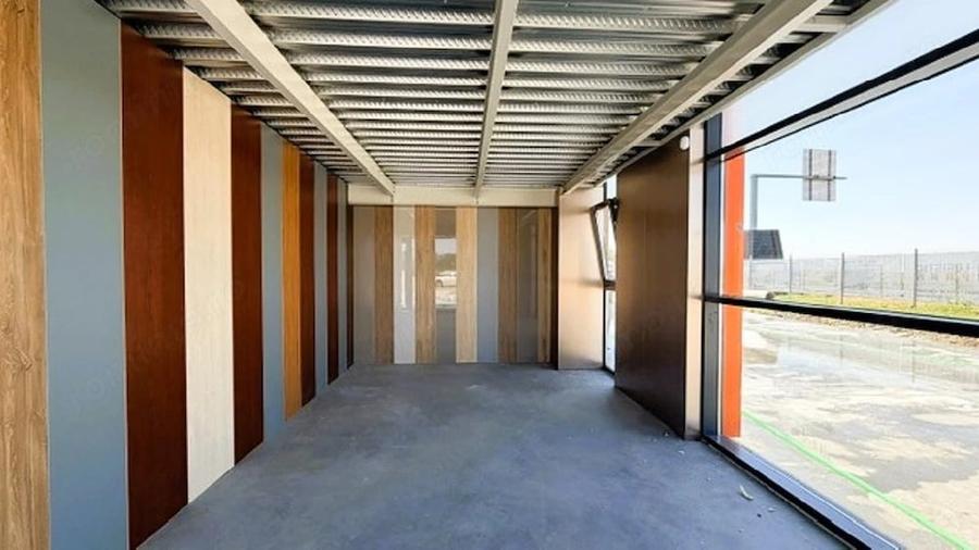 Spațiu comercial, de 590 mp, în Central