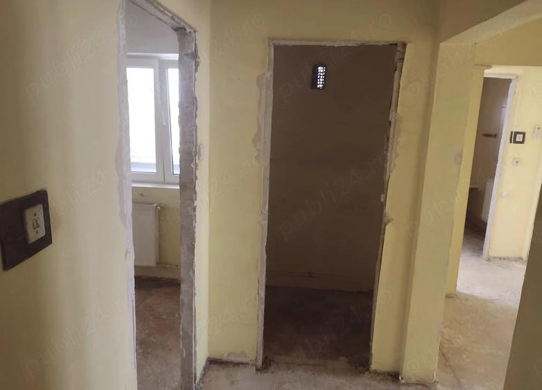 Apartament cu 3 camere decomandat în Ferentari