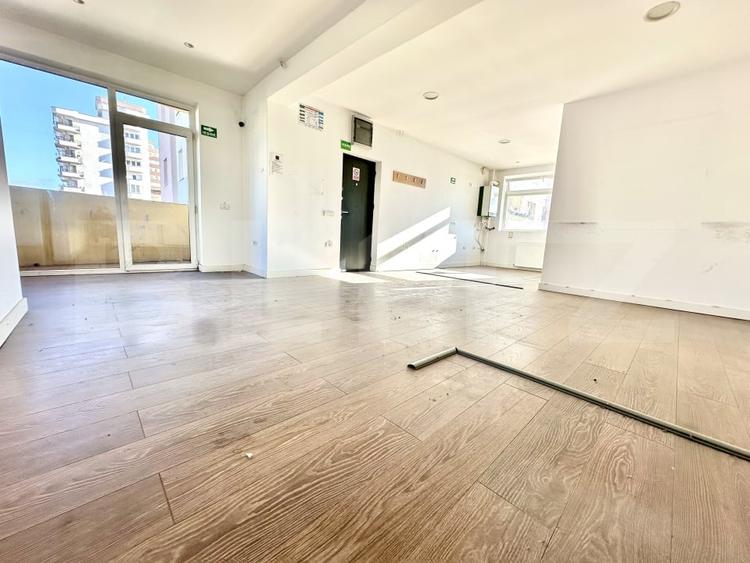 Spațiu comercial, de 66 mp, în Cetate