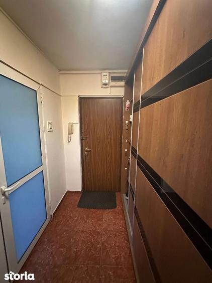 Apartament cu 4 camere decomandat în Militari