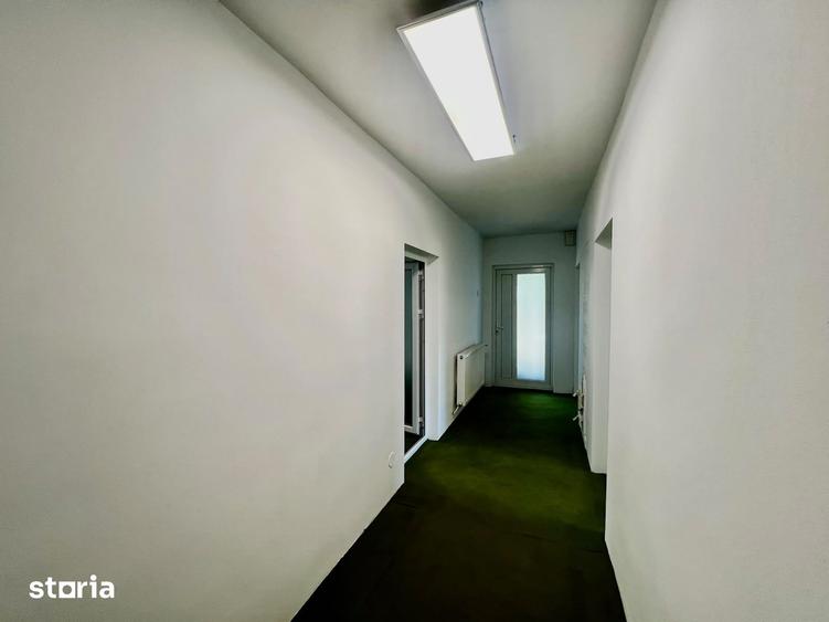 Casă cu 5 camere cu Teren 400 Mp în Păcurari