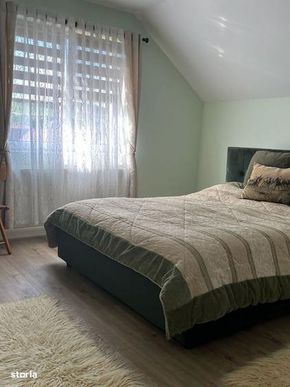 Vila de vanzare spatioasa, 380 mp utili, curte amenajata - 4