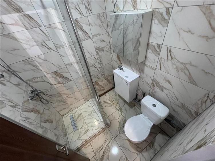 Apartament cu 2 camere semidecomandat în Florilor