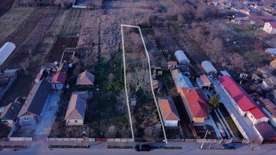 Teren de 944 mp, în Central