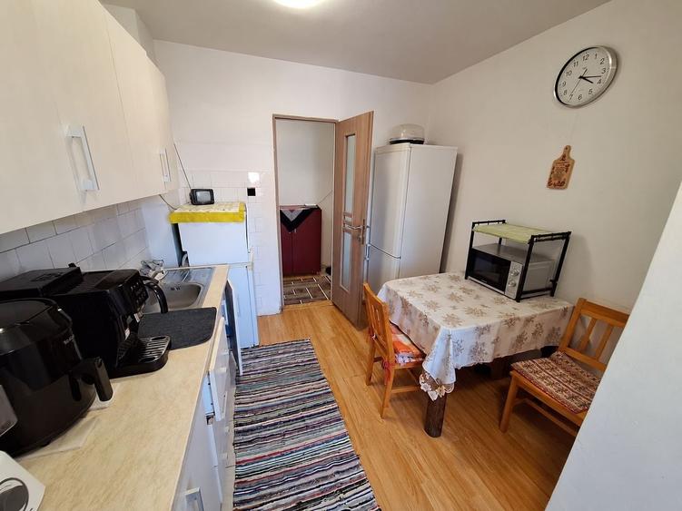 Apartament cu 2 camere decomandat în Zorilor