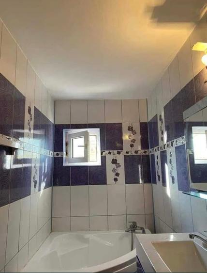 Apartament cu 3 camere decomandat în Sebastian