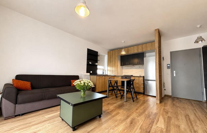 Apartament 2 camere - loc de parcare + boxa - 1