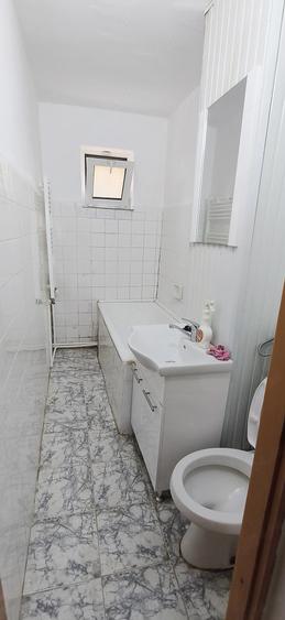 Apartament cu 2 camere semidecomandat în Fălticeni