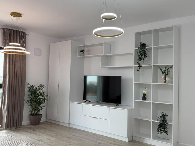 Apartament cu 2 camere decomandat în Exterior Vest