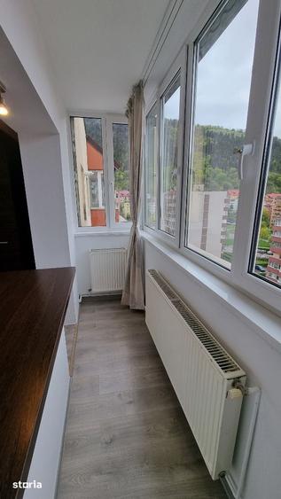 Apartament cu 3 camere decomandat, mobilat în Valea Cetății
