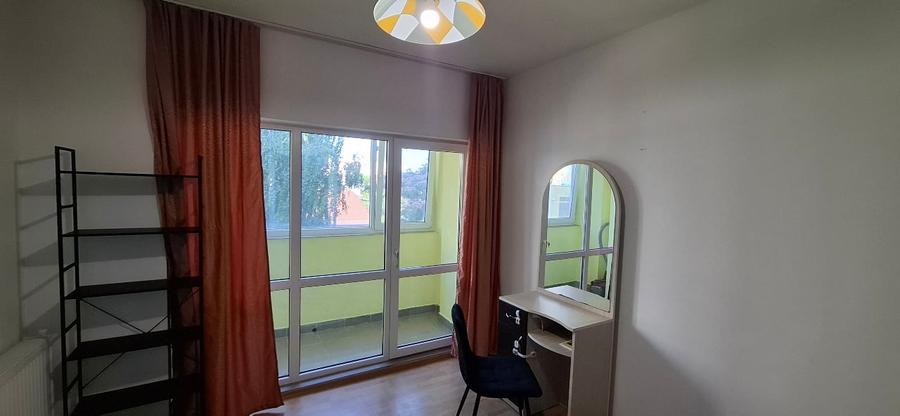Apartament cu 2 camere decomandat, mobilat în Energia