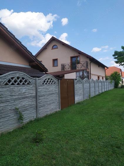 Casă cu 6 camere în Central