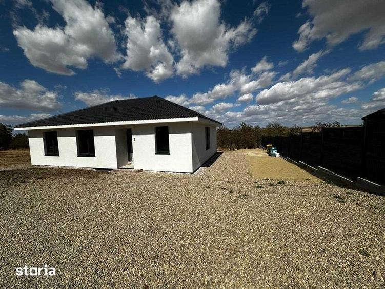 Casă cu 3 camere cu Teren 131 Mp în Oncea