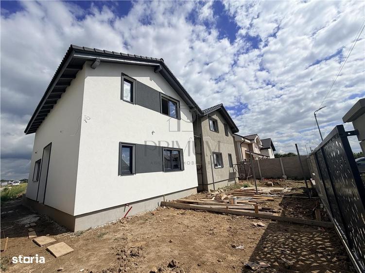 Casă cu 4 camere cu Teren 275 Mp în Central