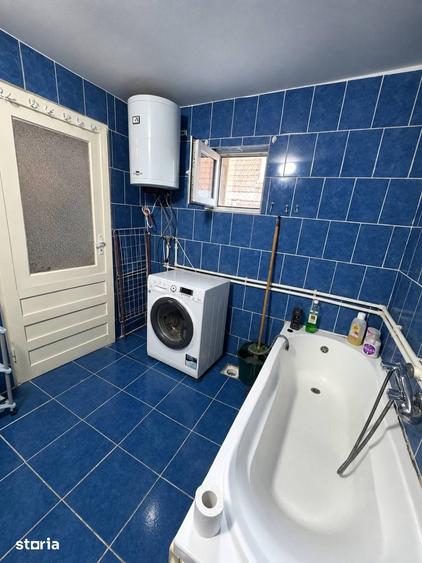 Casă cu 2 camere cu Teren 776 Mp în Acățari