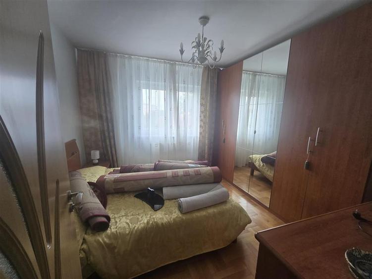Apartament cu trei camere zona Centrala Fagaras - 5