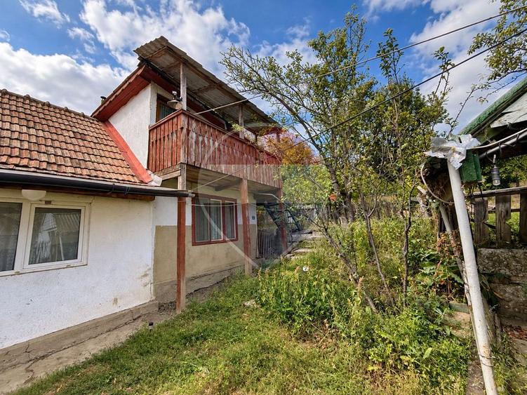 Teren Construcții intravilan de 600 mp, în Moriști
