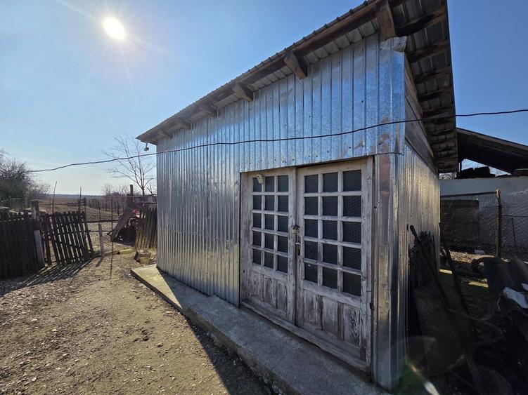 Casă cu 2 camere în Moara Mocanului