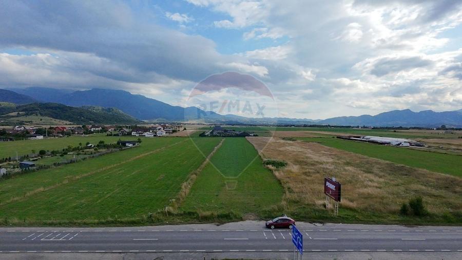 Teren Construcții intravilan de 10420 mp, în Glăjărie