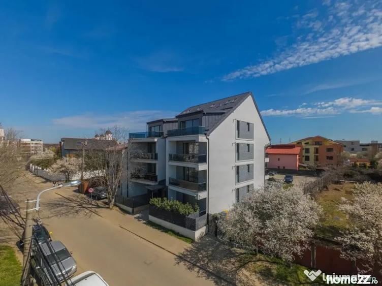Apartament cu 4 camere decomandat în Sisești