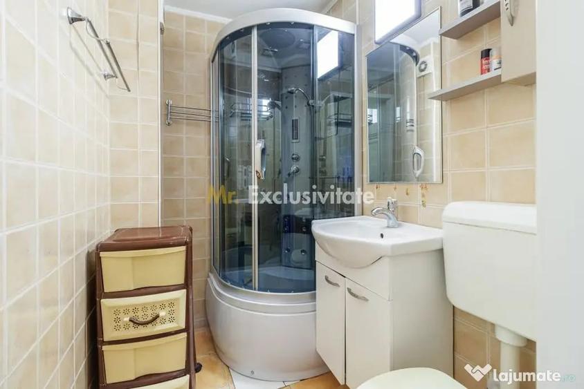 Apartament cu 3 camere decomandat în Sebastian