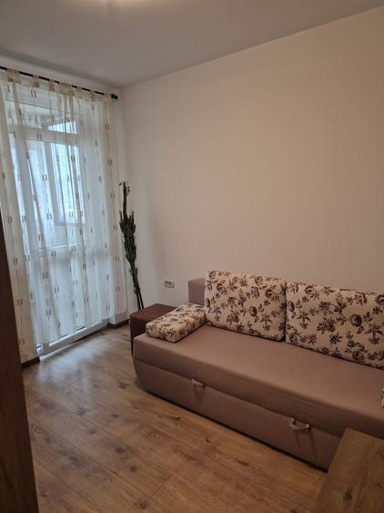 Apartament cu 2 camere decomandat în Calea Romanului