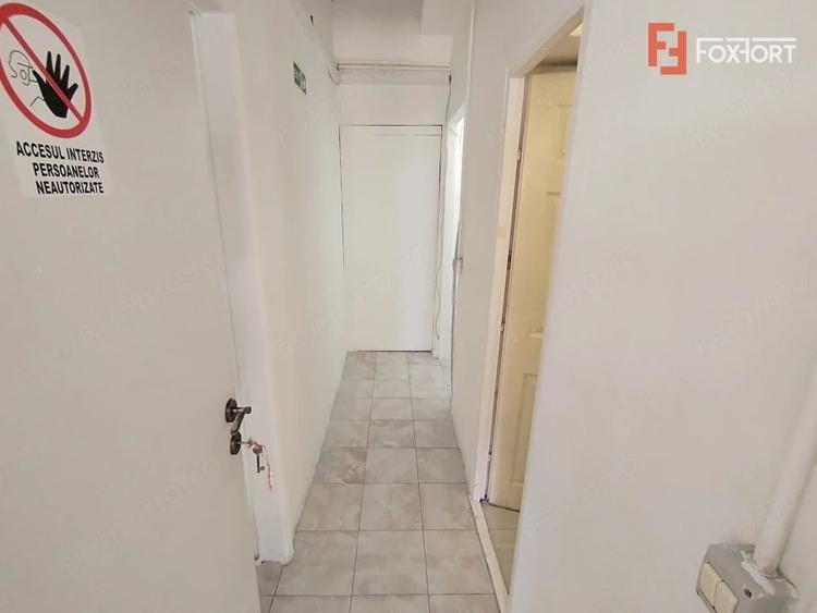 Spațiu comercial, de 60 mp, în Dâmbovița