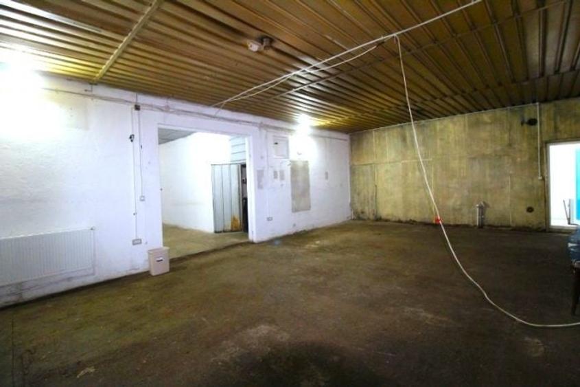 Spațiu comercial, de 140 mp, în Baba Novac