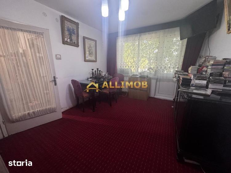 Apartament cu 2 camere semidecomandat în Democrației