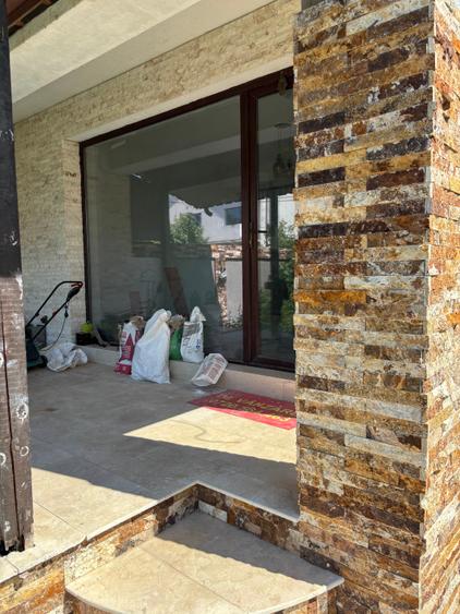 Casă individuală cu 4 camere cu Teren 300 Mp în Cernica
