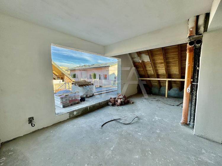 Apartament cu 3 camere semidecomandat în Matei Voievod