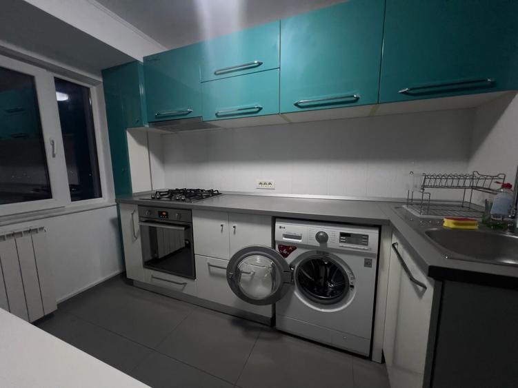 Apartament cu 2 camere, mobilat în Boema
