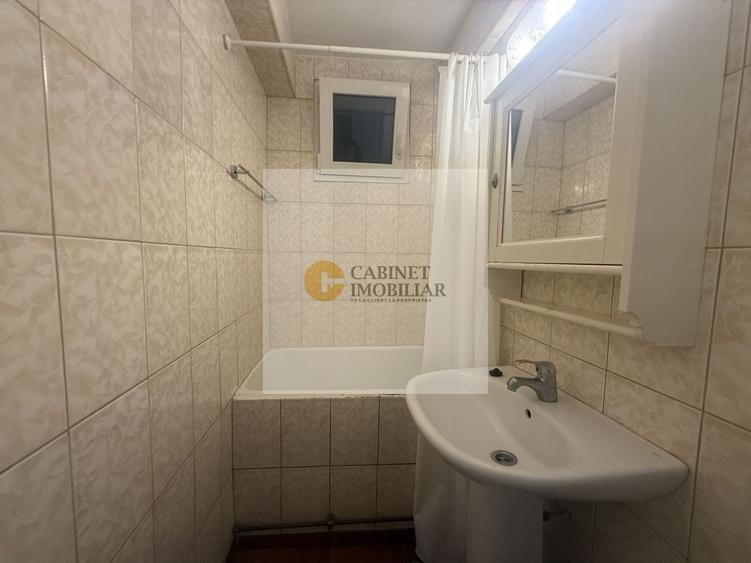 Apartament cu 2 camere semidecomandat, mobilat în Cișmigiu