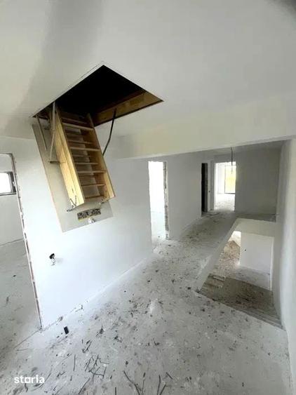 Casă cu 4 camere cu Teren 350 Mp în Feleacu
