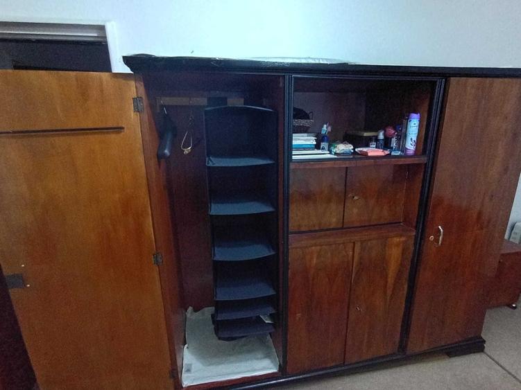 Apartament cu 3 camere semidecomandat în Brâncoveanu