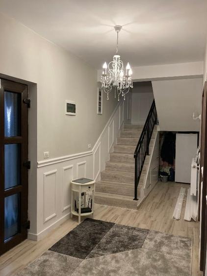 Casă individuală cu 5 camere cu Teren 330 Mp în Giroc